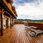 Apartament Black Lion *